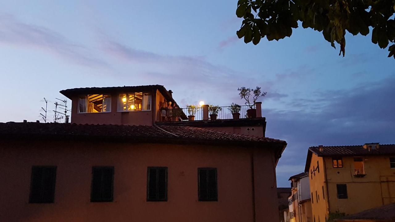 La Terrazza Fra Le Torri Apartment Lucca Luaran gambar