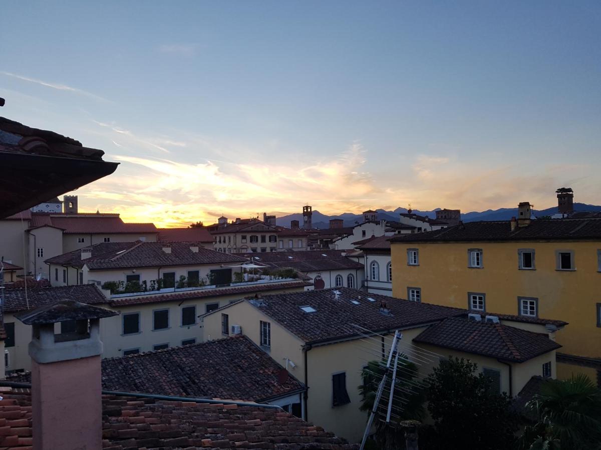 La Terrazza Fra Le Torri Apartment Lucca Luaran gambar