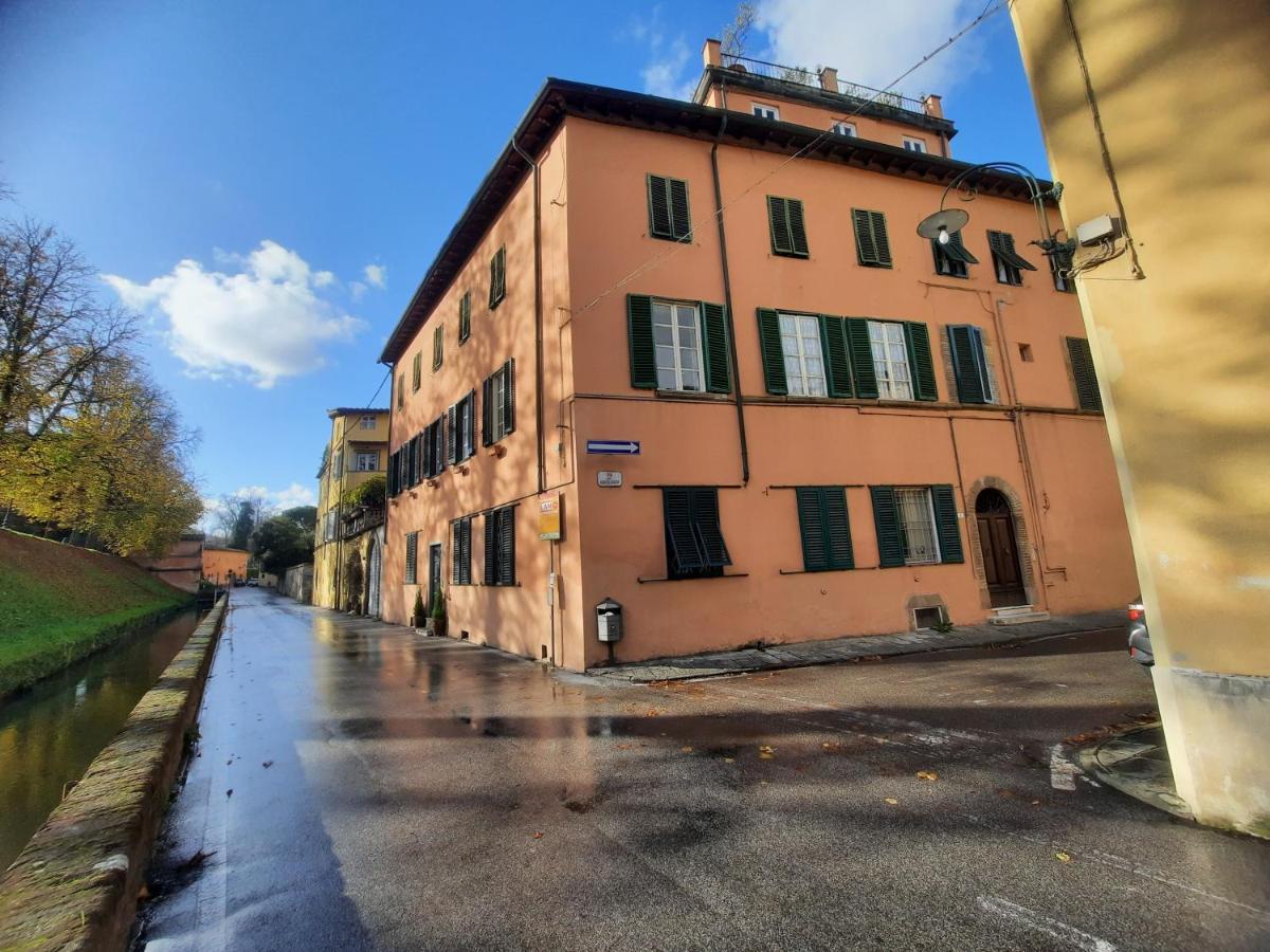La Terrazza Fra Le Torri Apartment Lucca Luaran gambar