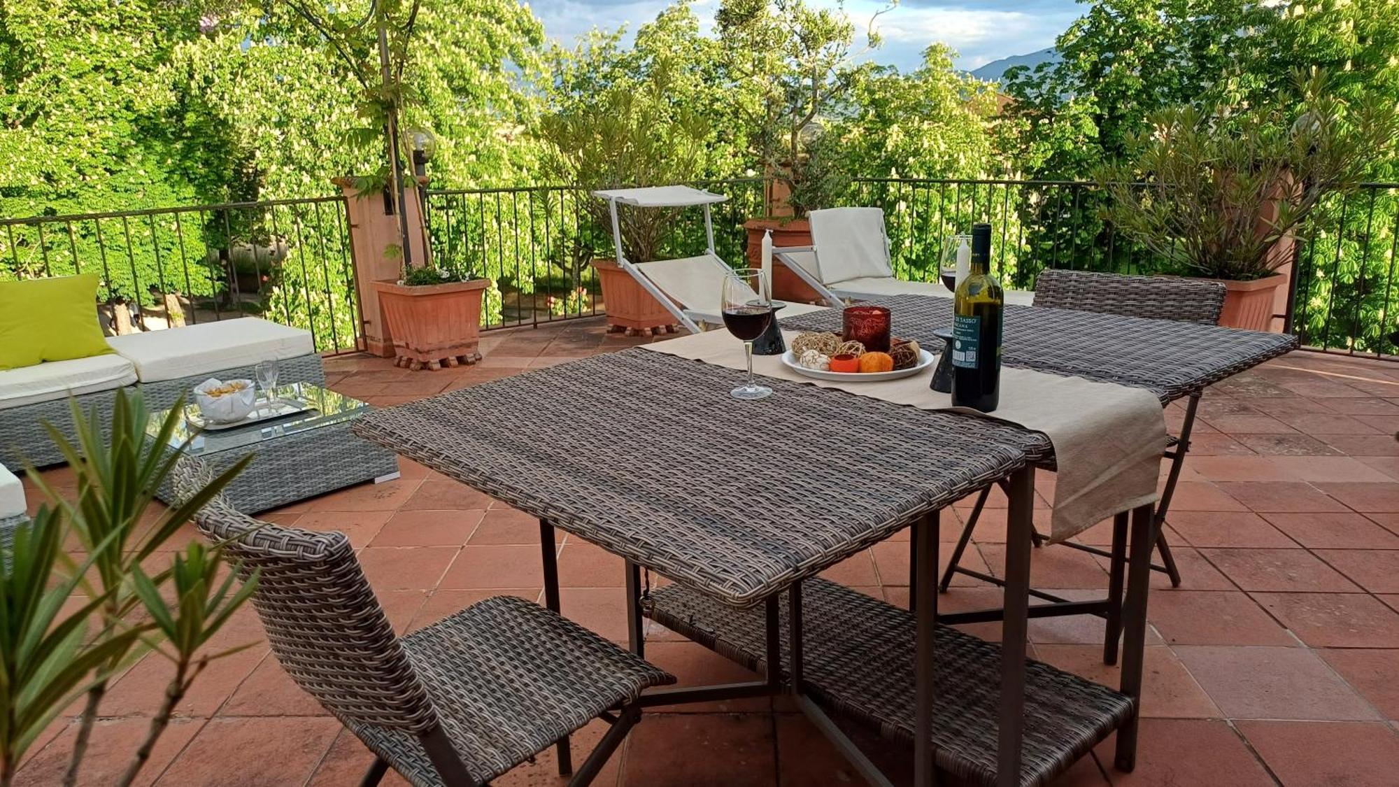 La Terrazza Fra Le Torri Apartment Lucca Luaran gambar