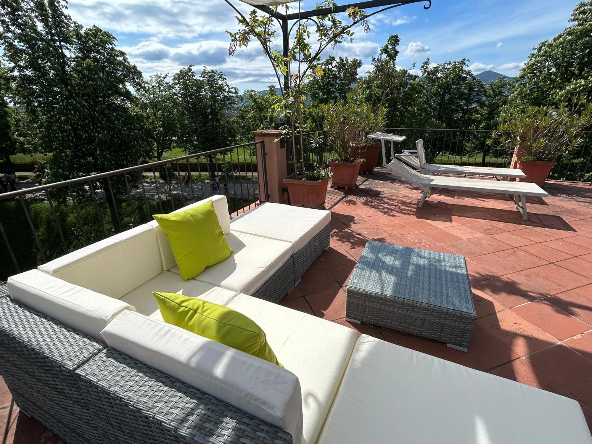 La Terrazza Fra Le Torri Apartment Lucca Luaran gambar